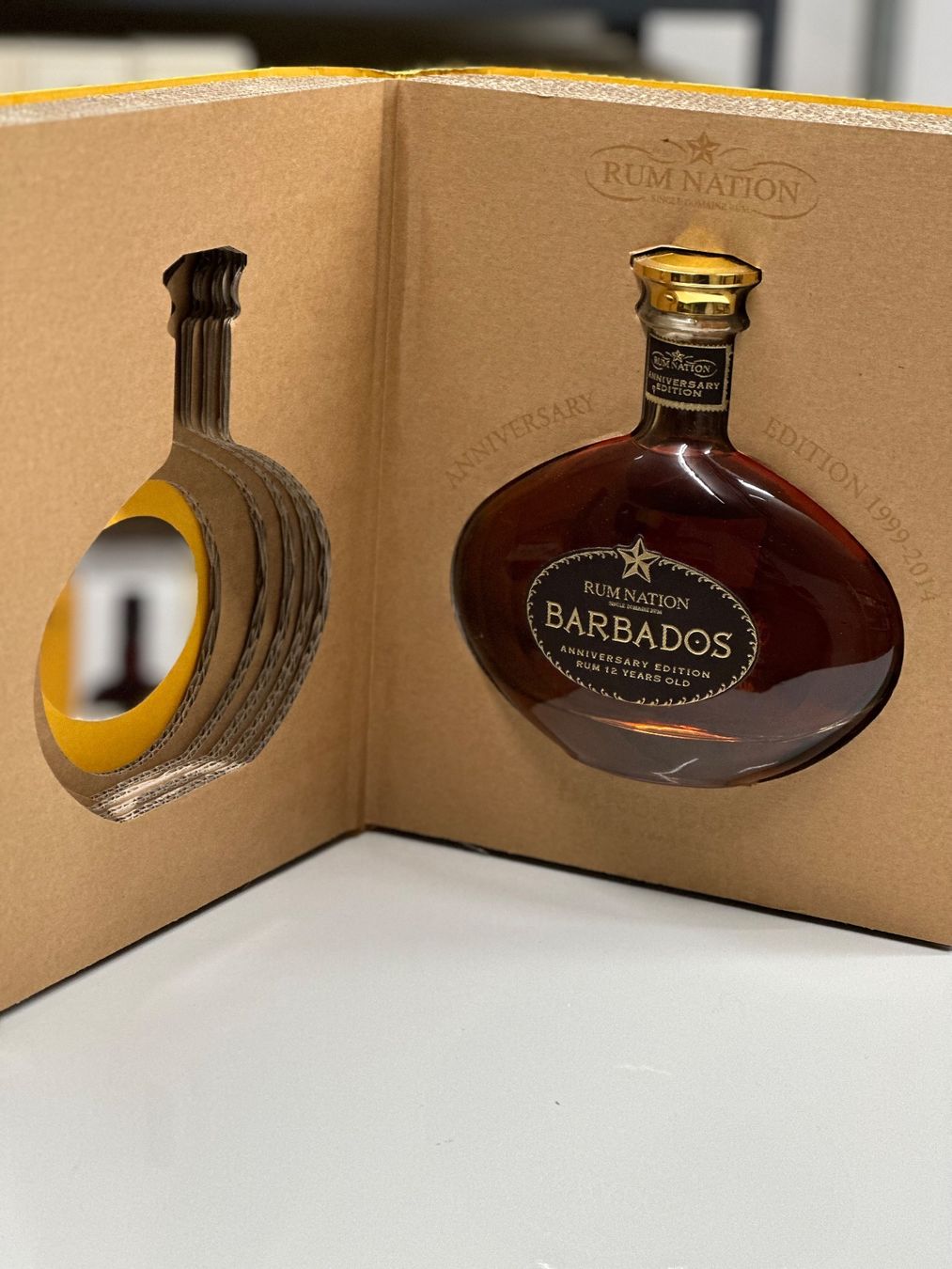 Bevande alcoliche: Rum Nation Barbados 12y Book Edition – Nuovo e nell'imballaggio originale da Herisau venduto da Flitzi1 1