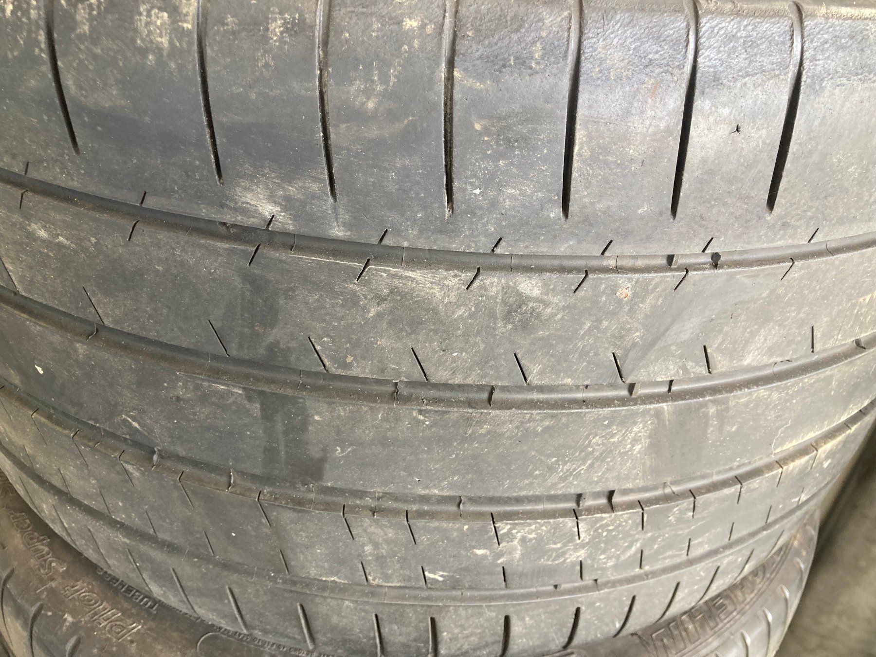 Michelin Pneus & Kompletträder: 305/30R19 Sommerpneu Michelin – Gebraucht aus Cham von WB2223 1