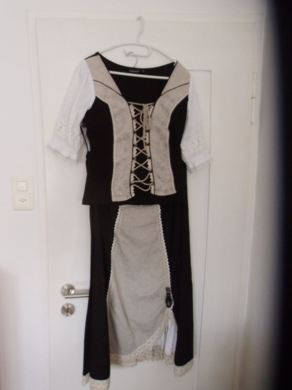 Costumi: Dirndl von Stockerpoint Gr. L  / 44 Baumwolle & Leinen – Nuovo (secondo la descrizione) da Walenstadt venduto da Pluisa 8