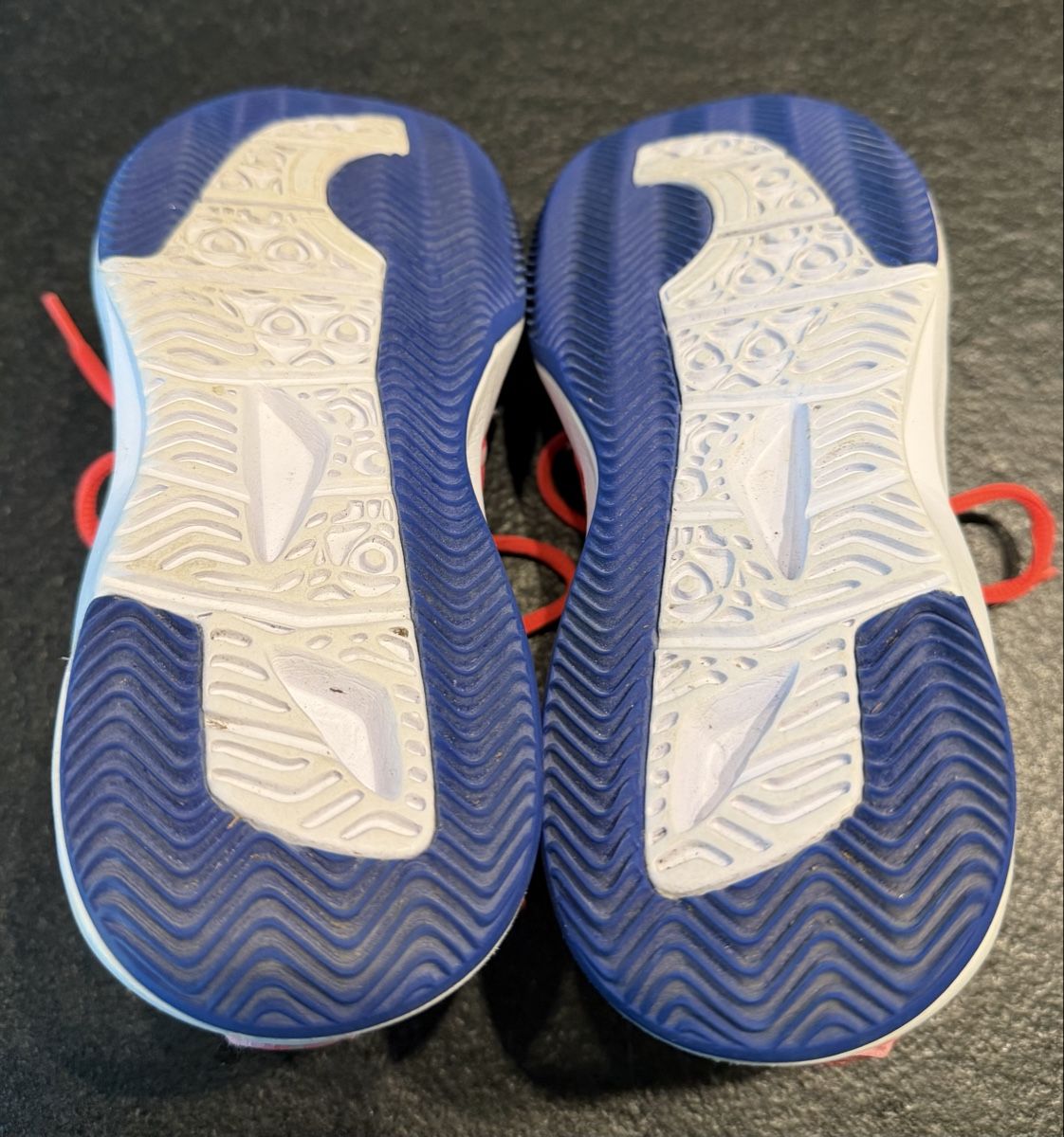 Decathlon Scarpe da uomo: Chaussures de sport Decathlon pointure 37 – Usato da Prez-vers-Noréaz venduto da Onicolet11 2