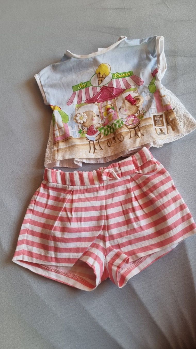 Mayoral Lotti & Set di vestiti: Ensemble top et short 68 mayoral – Usato da Les Breuleux venduto da Mily1991
