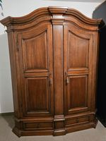 Massiver Kleiderschrank, Nussbaum, 2-türig, Vintage Stil