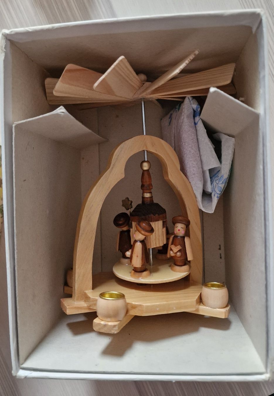 Tutte le decorazioni: Erzgebirge Weihnachtspyramide – Usato da Frauenfeld venduto da Maschia 4
