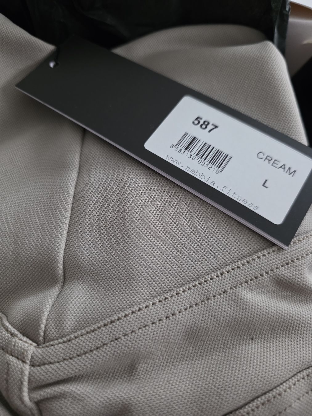 Pantaloni: NEBBIA BUBBLEBUTT PANTS CREAM L – Nuovo e nell'imballaggio originale da Reitnau venduto da cuorematto01