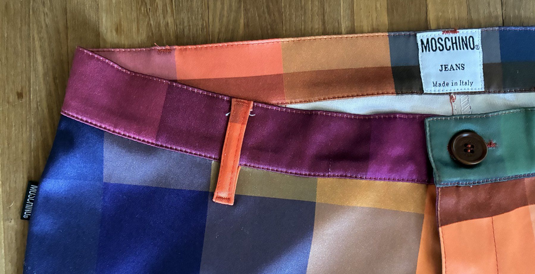 Moschino Jeans: MOSCHINO Jeans – Usato da Ringgenberg BE venduto da ziggythecat 3