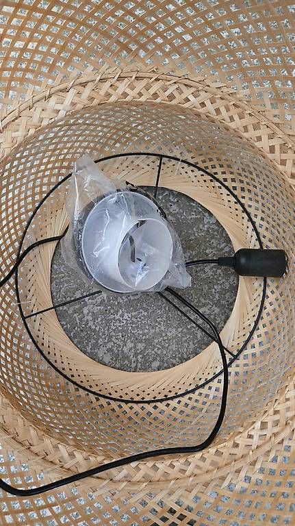 Lustres & lampes de plafonds: Ikea Sinnerlig Hängeleuchte – Neuf avec emballage d'origine à Uzwil par BrokiFloh