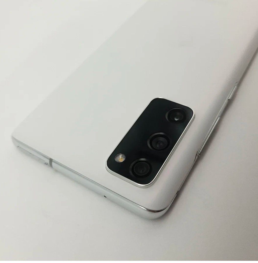 Samsung Telefoni cellulari / Smartphones: Samsung S20 FE Top Zustand 128GB – Usato da Luzern venduto da Waince786 1