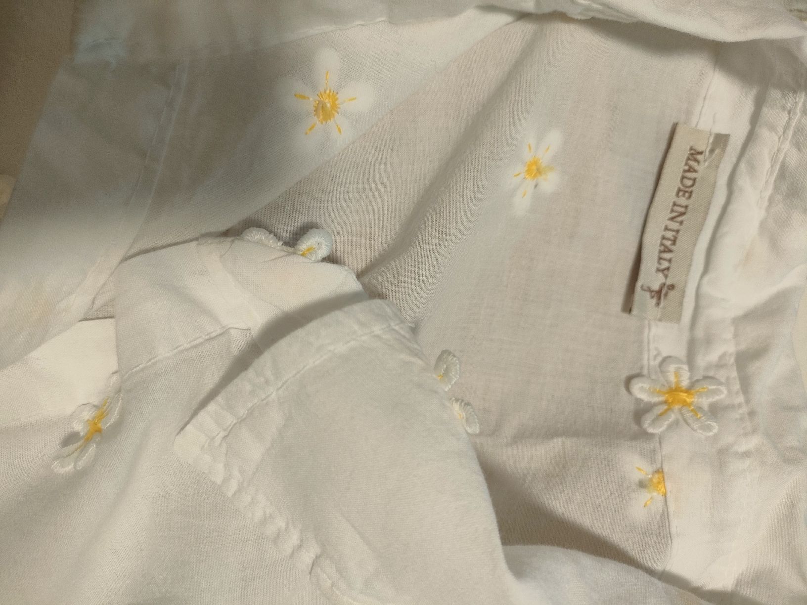 Camicette: Bluse mit Applikationen – Usato da Brugg AG venduto da Mashaba 5