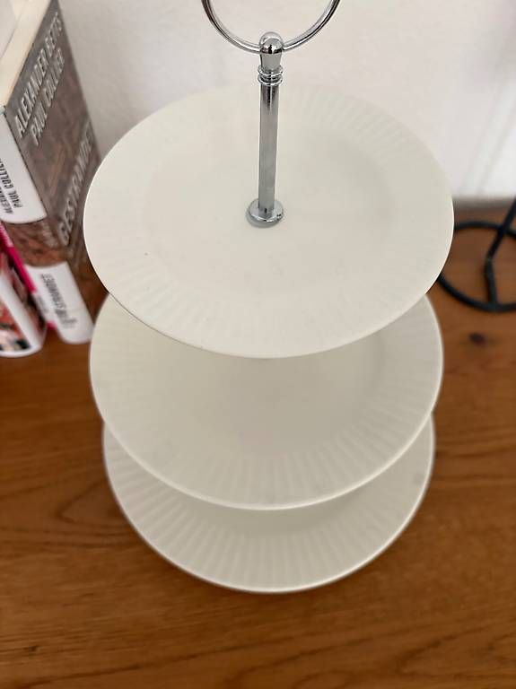 Plateaux: Etagere – Neuf avec emballage d'origine à Luzern par mel_z9lv 1
