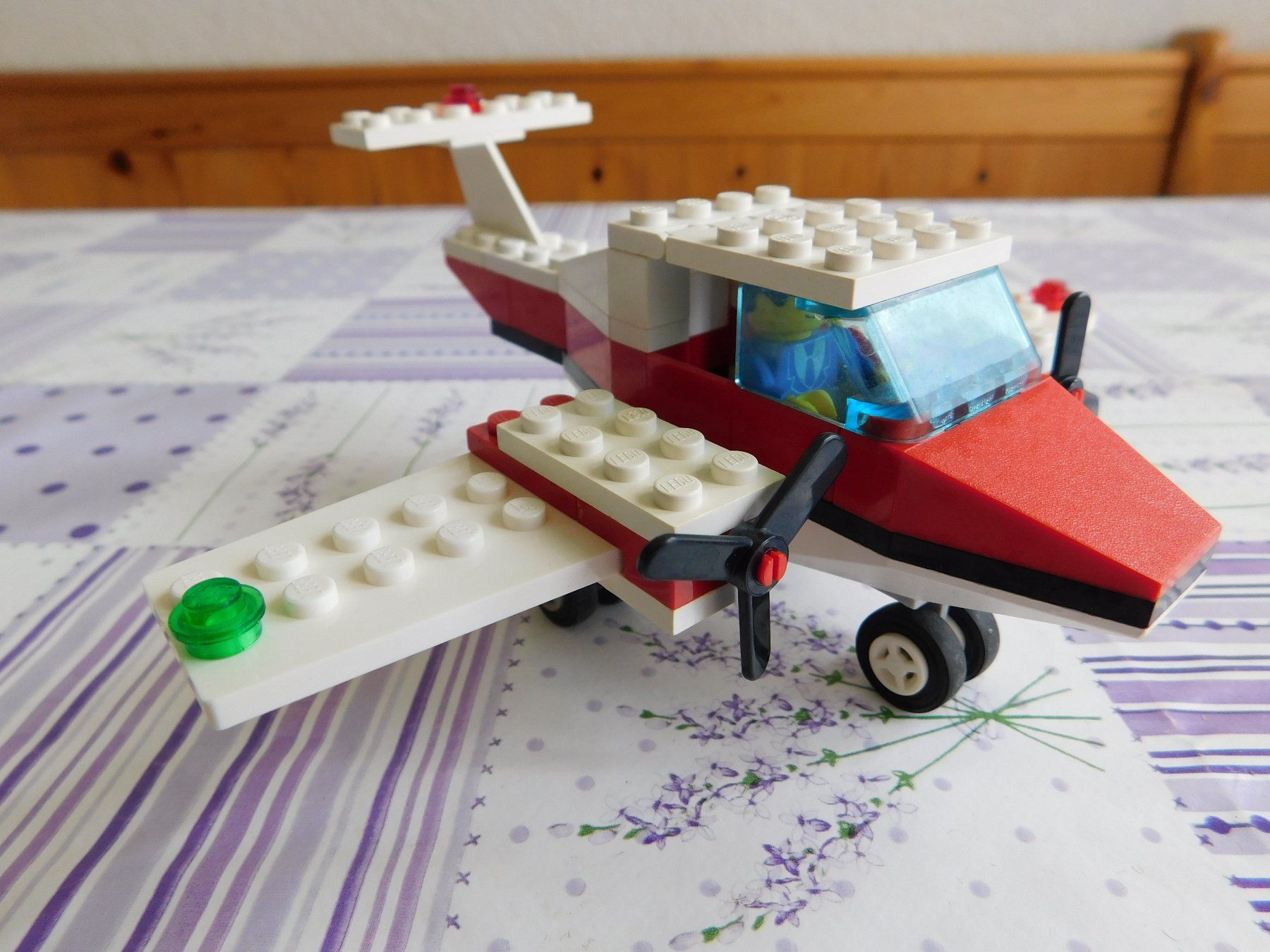 Lego Kit di costruzioni: Legoland Kleinflugzeug rot weiss. – Usato da Strengelbach venduto da Wedi73