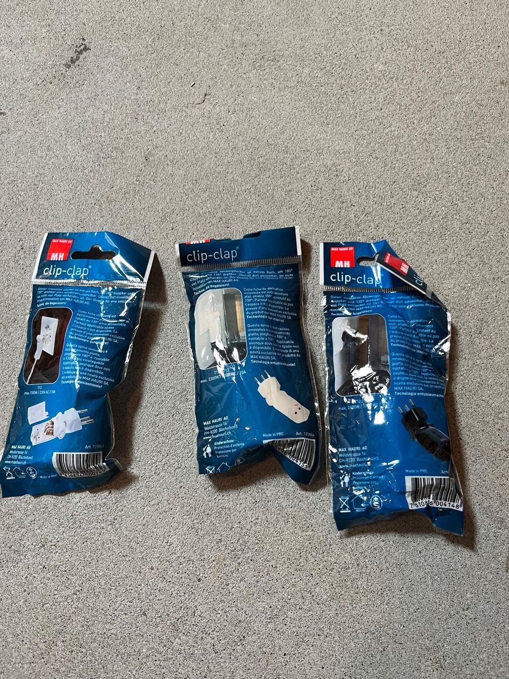 Fiches d'alim.: 3x Max Hauri Clip-Clap Stecker Neu – D'occasion à Bischofszell par VolvoT5 1