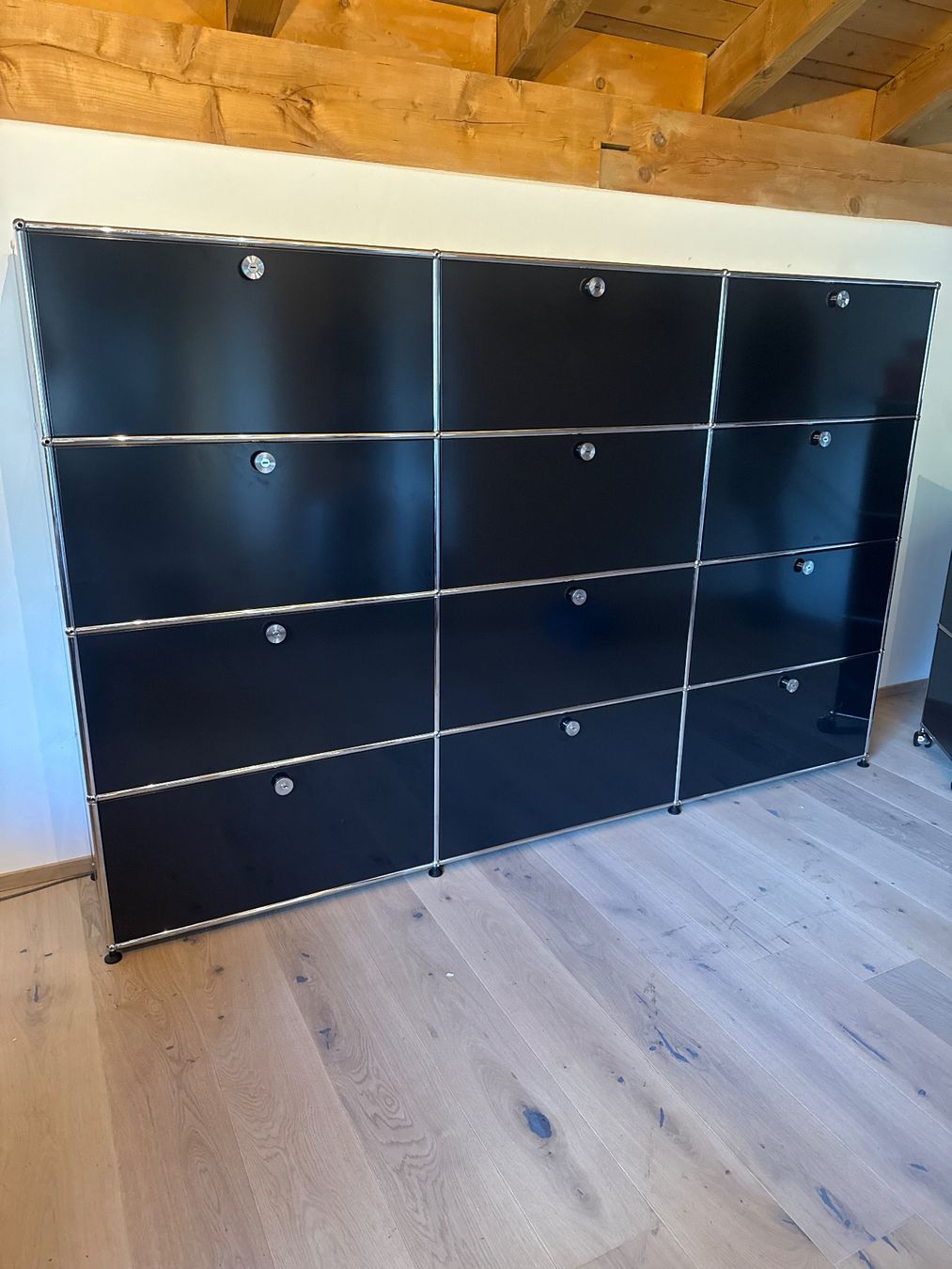 USM Scaffali: USM Haller Sideboard 3x4 Graphitschwarz Q1 – Usato da Balsthal venduto da Designhaus.Schmitt 1