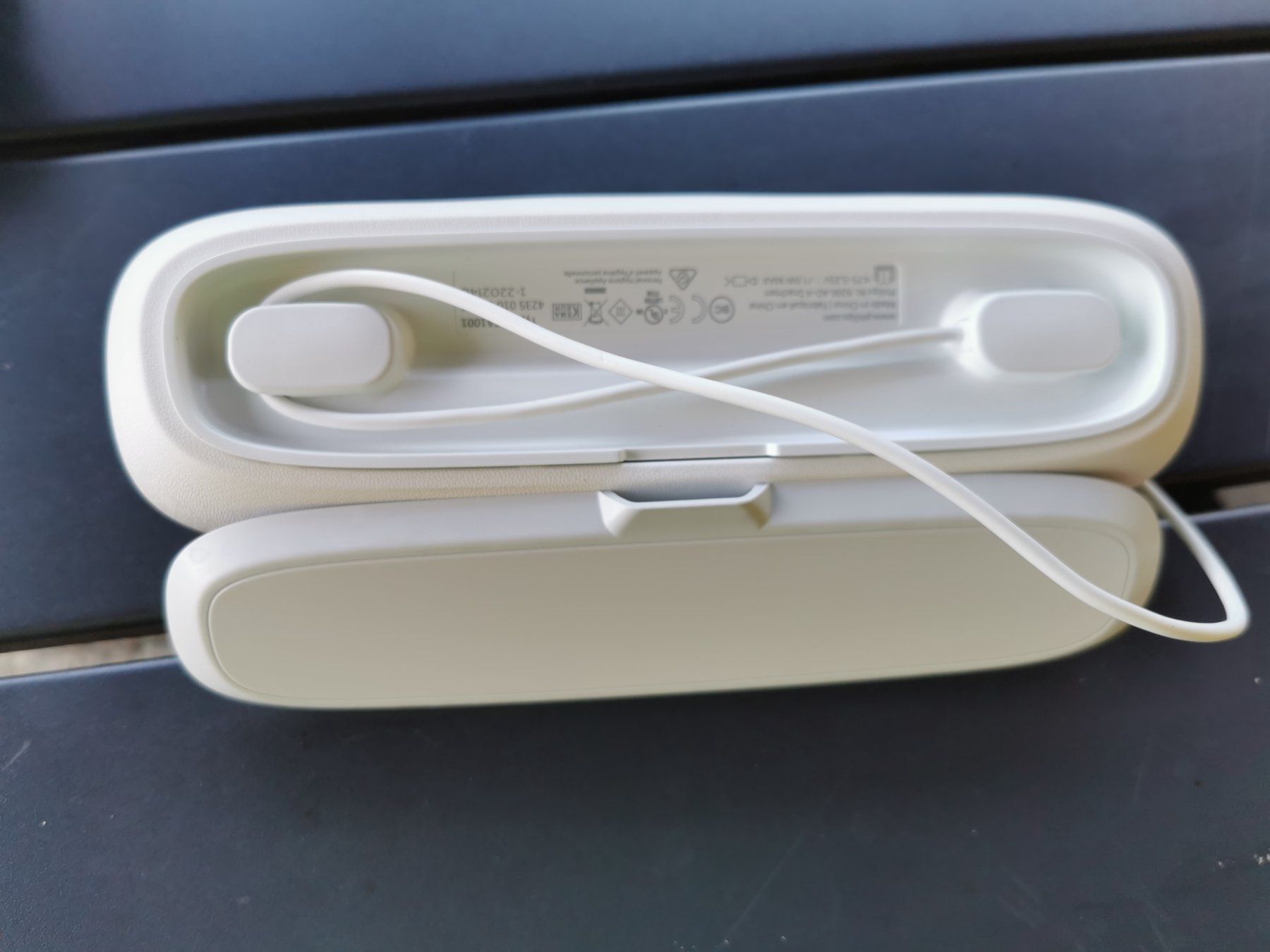 Philips Sonicare Soins dentaires: Philips Sonicare DiamondClean Ladegerät  / Etui – Neuf (Voir description) à Gebenstorf par Aturic 5