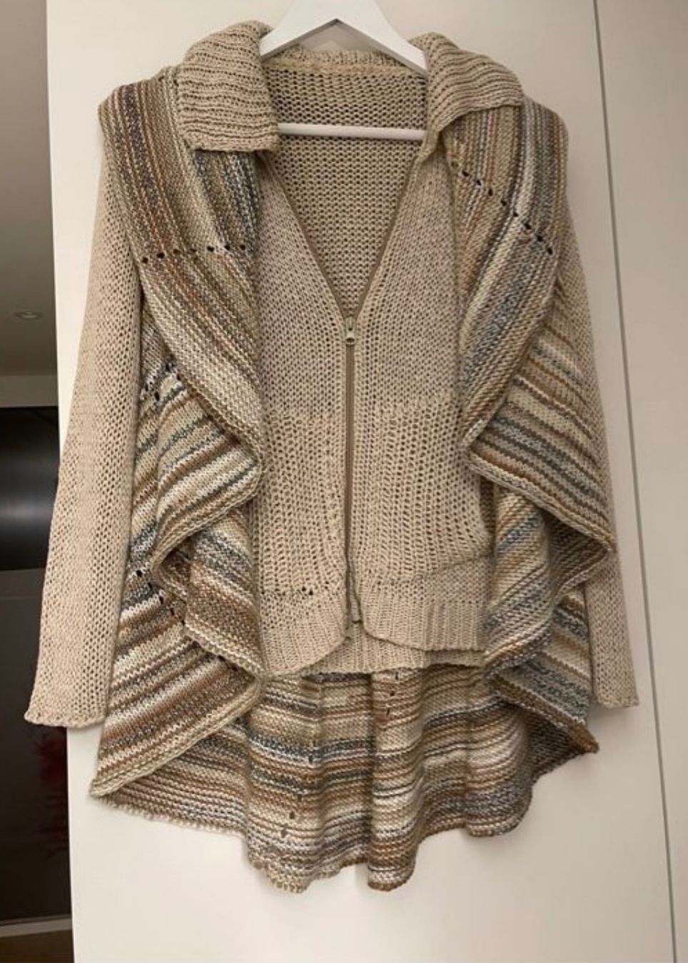 Gilets & Westen: Rundstrickweste one size – Neu (gemäss Beschreibung) aus Adligenswil von Esthee 1