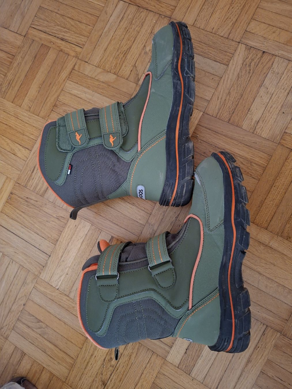 Schuhe für Jungen: Bottes KangaROOS vertes taille 37 – Gebraucht aus Gumefens von izalala 1