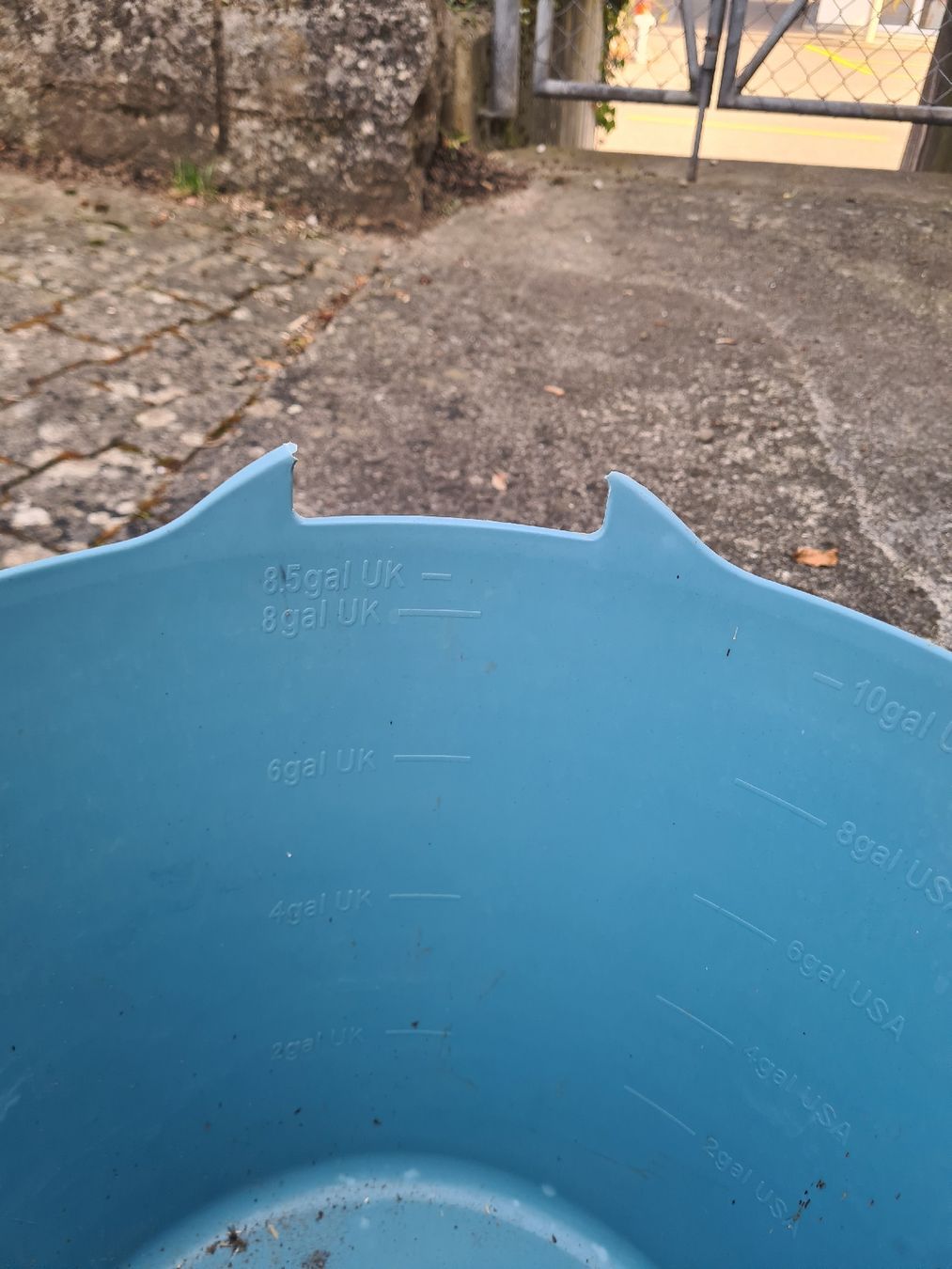 Altro per la casa: Gartenkorb/ Tragekorb flexibel, 40L,  blau – Usato da Villmergen venduto da Conny_86 1