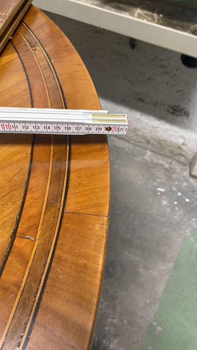Tavoli: Table à 1 rallonge hyper stable solide/lourde – Usato da Lausanne venduto da Famary 2