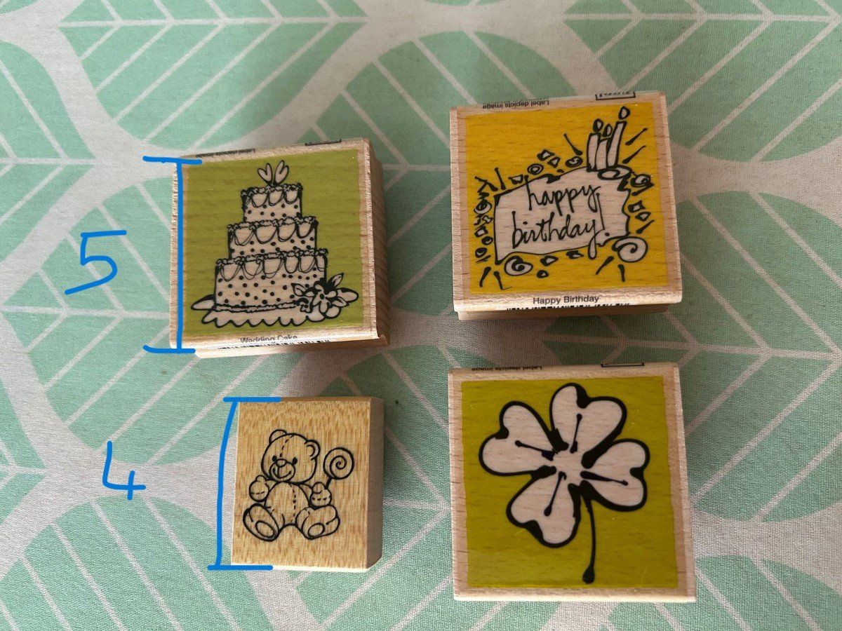 Timbri: 4 x Stempel – Nuovo e nell'imballaggio originale da Arbedo venduto da nadia1973 2