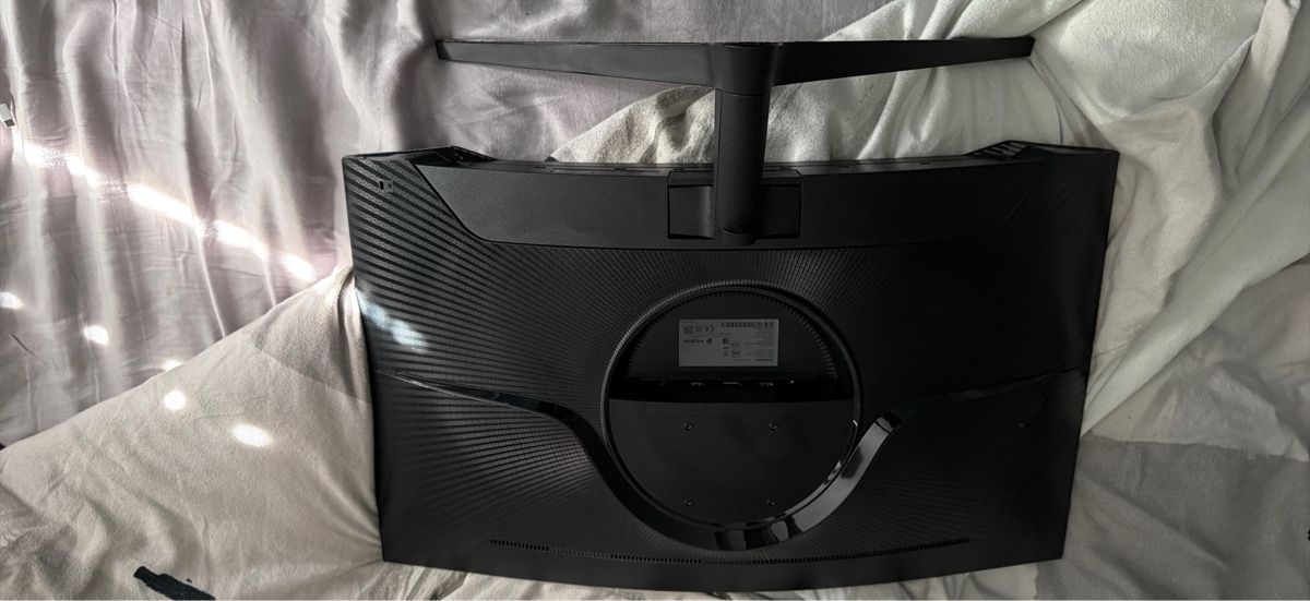 Samsung Ecrans: Monitor – Neuf (Voir description) à Hendschiken par col_jj2c 1