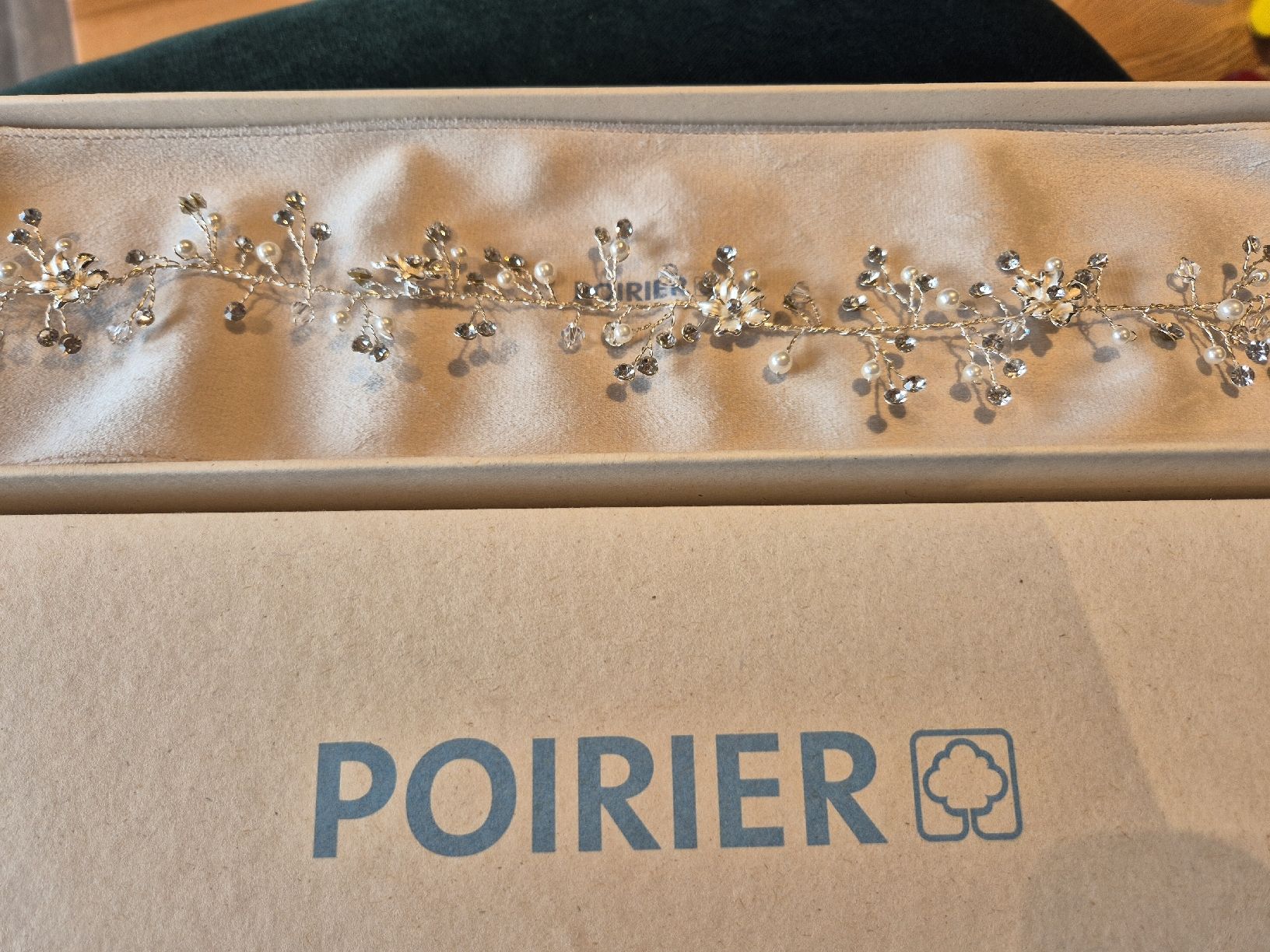 Accessori per capelli: Brauthaarschmuck von Poirier  – Usato da Lanzenhäusern venduto da Sulaika0 5