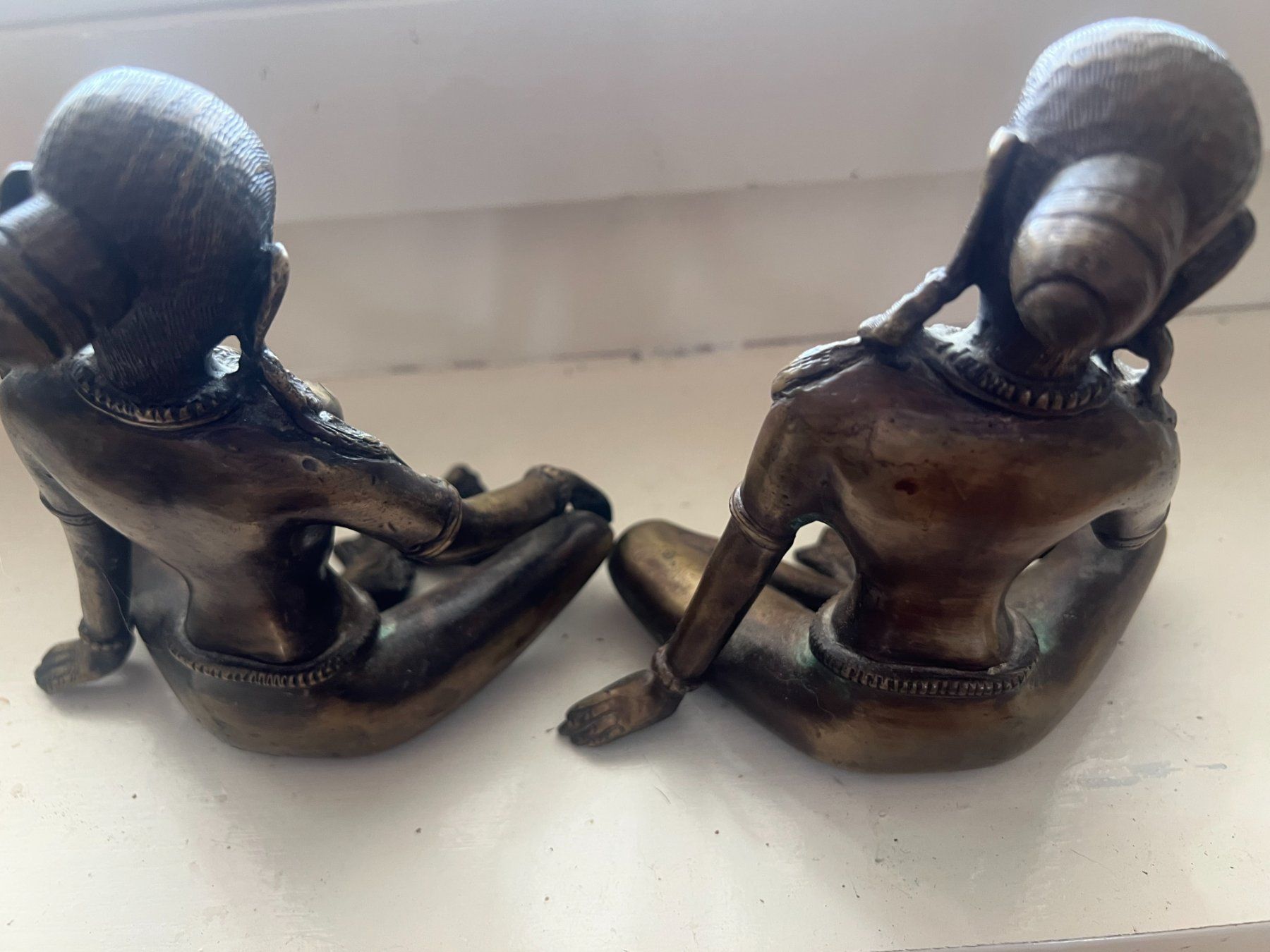 Statuette: Zwei massive Messingfiguren der Göttin Parvati – Usato da Boppelsen venduto da vanrijn 3