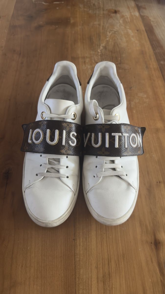 Louis Vuitton Scarpe da donna: Louis Vuitton Frontrow Sneakers Size 38.5 White Leather Used – Usato da Wallisellen venduto da kri_l758