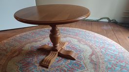 Wunderschöner alter Salon-Tisch