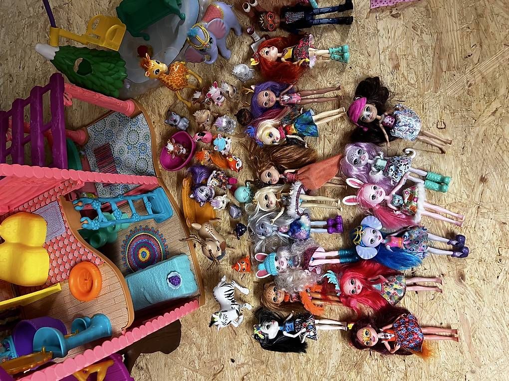 Spielzeuge: Puppen Enchantimals Set – Gebraucht aus Schwyz von sdesiree 3