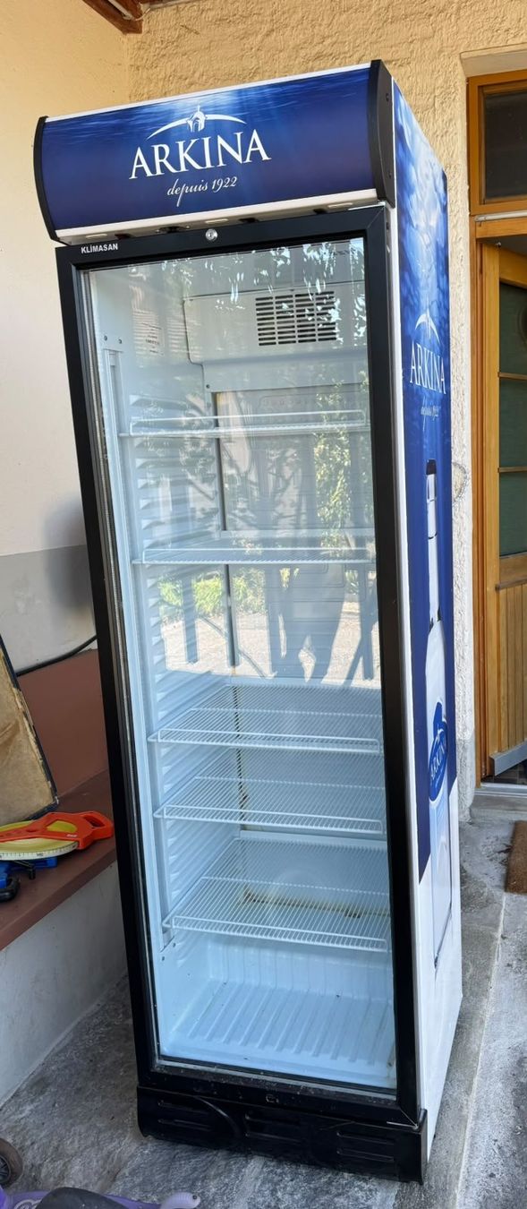 Frigoriferi: Getränkekühlschrank defekt – Difettoso da Dinhard venduto da Rdnex