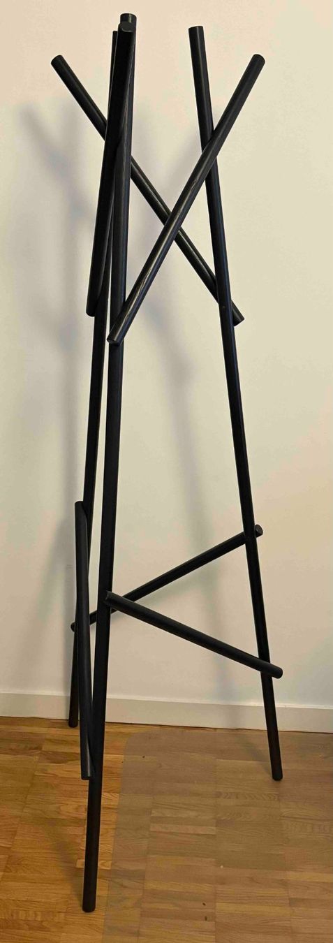 Appendiabiti: Appendiabiti moderno nero - design! – Usato da Genève venduto da lui_f9dv