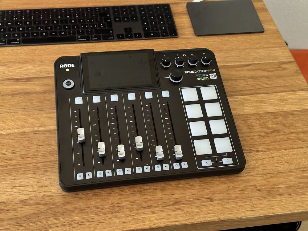 RØDE CASTER PRO 2 (Defekt) in Belp für CHF 111 – mit Lieferung auf ...