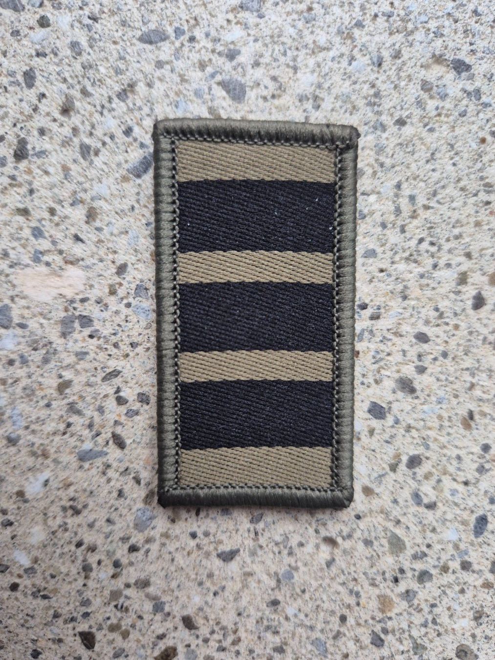 Schweizer Armee Placchette & Badge: *** Gradabzeichen Taz Oberst mit klett *** – Nuovo e nell'imballaggio originale da Riedholz venduto da fr_sIruP