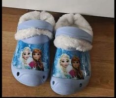 Kuschelige Disney Frozen Clogs / Hausschuhe Gr. 30 Elsa&Ana