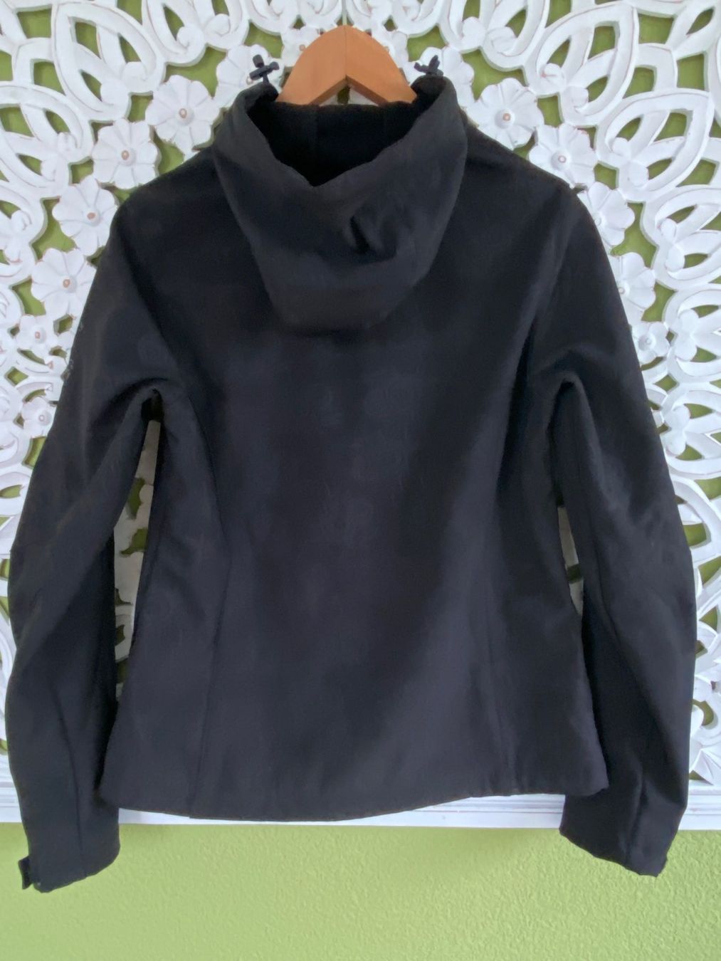 Jacken: Exxxtasy Softshelljacke schwarz mit Kapuze Gr. 38 – Gebraucht aus Binz von chr_5ljt 1