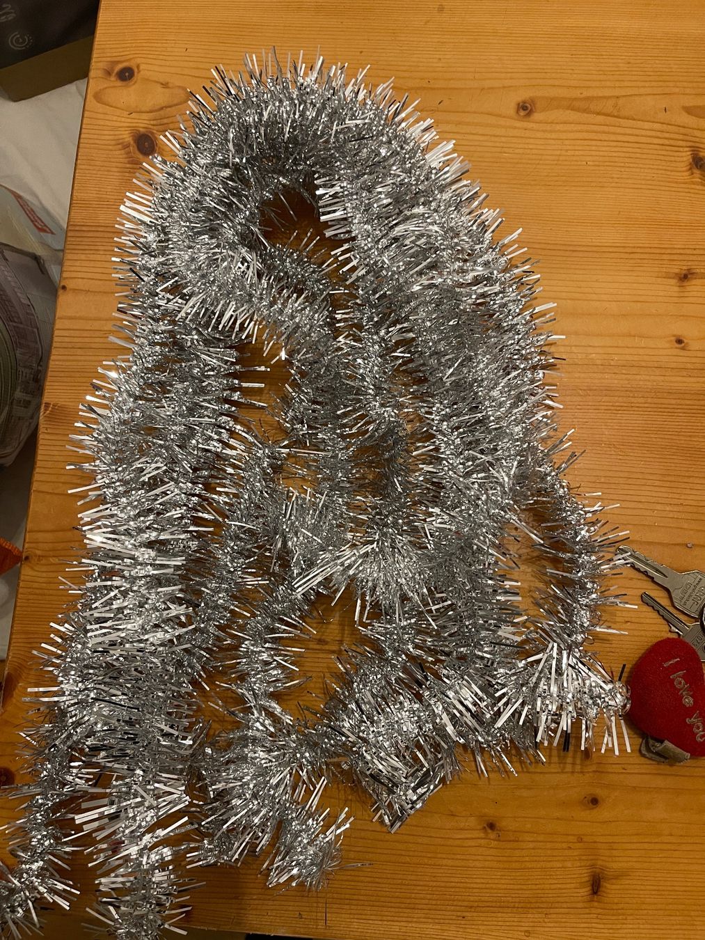 Alle Dekorationen: Weihnachtslametta 5m, silberfarbig – Neu und originalverpackt aus Weinfelden von ice_heart_xx 1