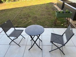 Ensemble salon de jardin – Table ronde + 2 chaises