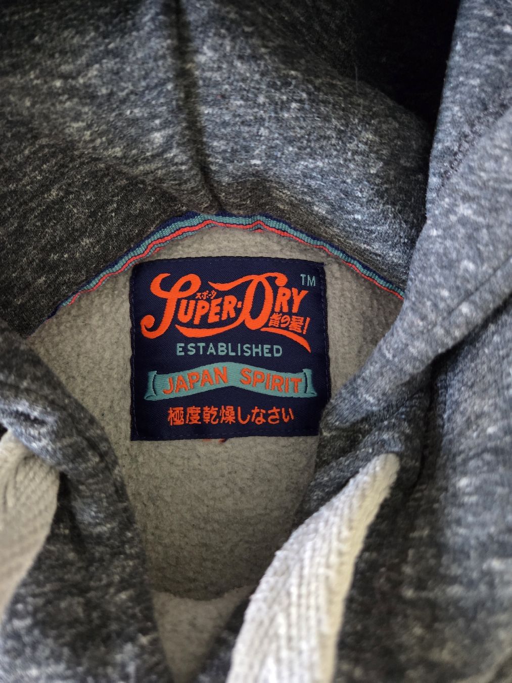 Chatières: SuperDry Pullover (Hoodie) – D'occasion à Rickenbach-Sulz par Bacardibabe 3