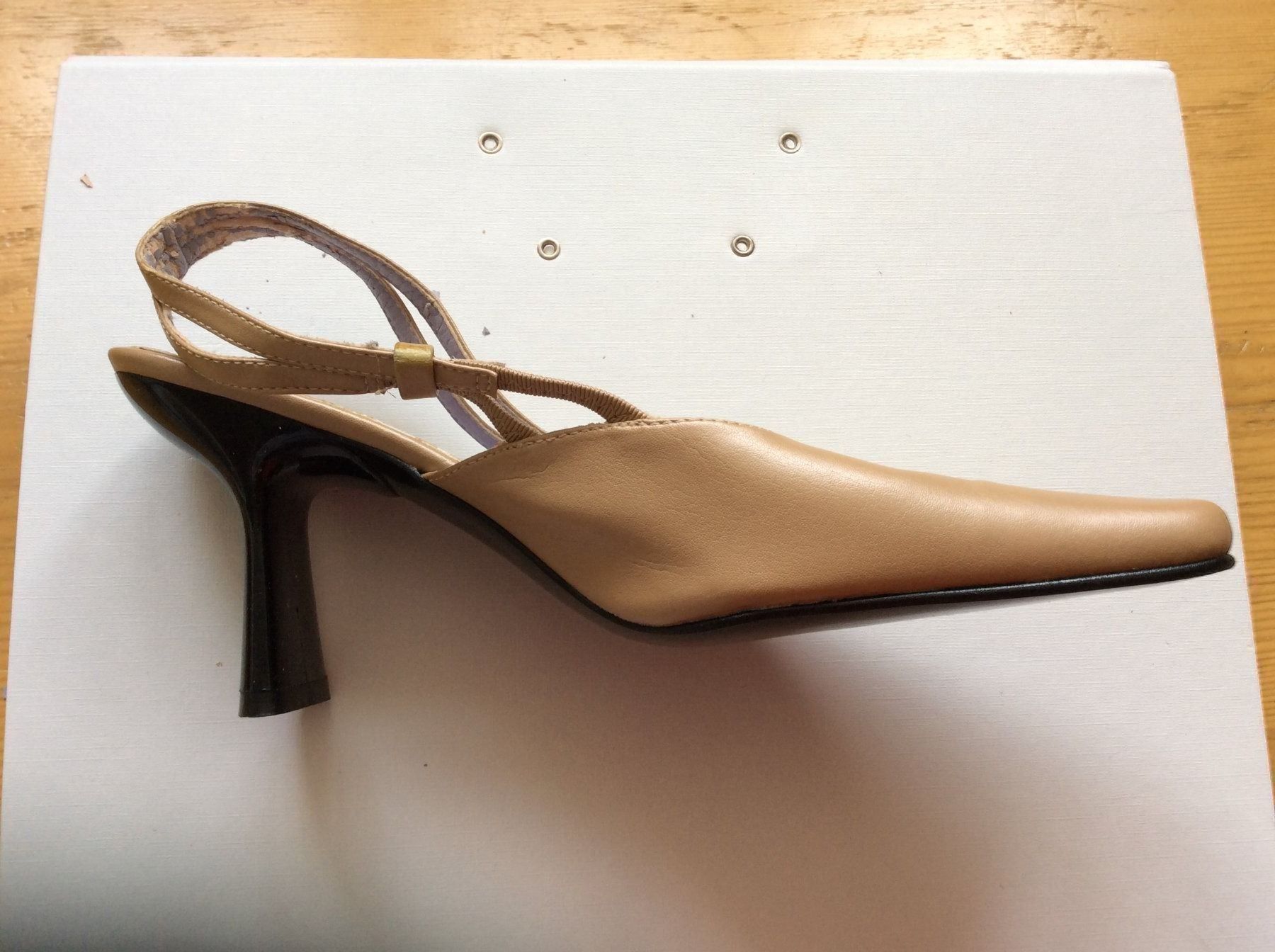 Scarpe da donna: Elegante Spanishe Kunstlederschuhe – Nuovo (secondo la descrizione) da Winterthur venduto da Kristiinag