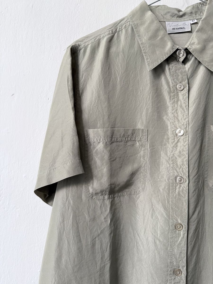 Blusen: Seiden-Bluse Vintage Kurzarm Grösse 42  – Gebraucht aus Basel von A-Z-B 2