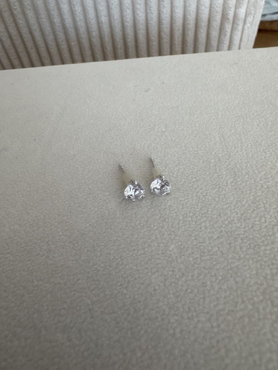 Ohrringe & -stecker: Ohrstecker silber – Gebraucht aus Herzogenbuchsee von _jaaanita