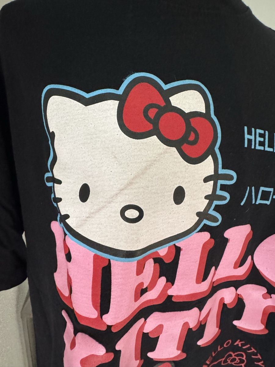 T-shirt: T-Shirt Hello Kitty schwarz 100% Baumwolle – Usato da Olten venduto da bir_k96n 4