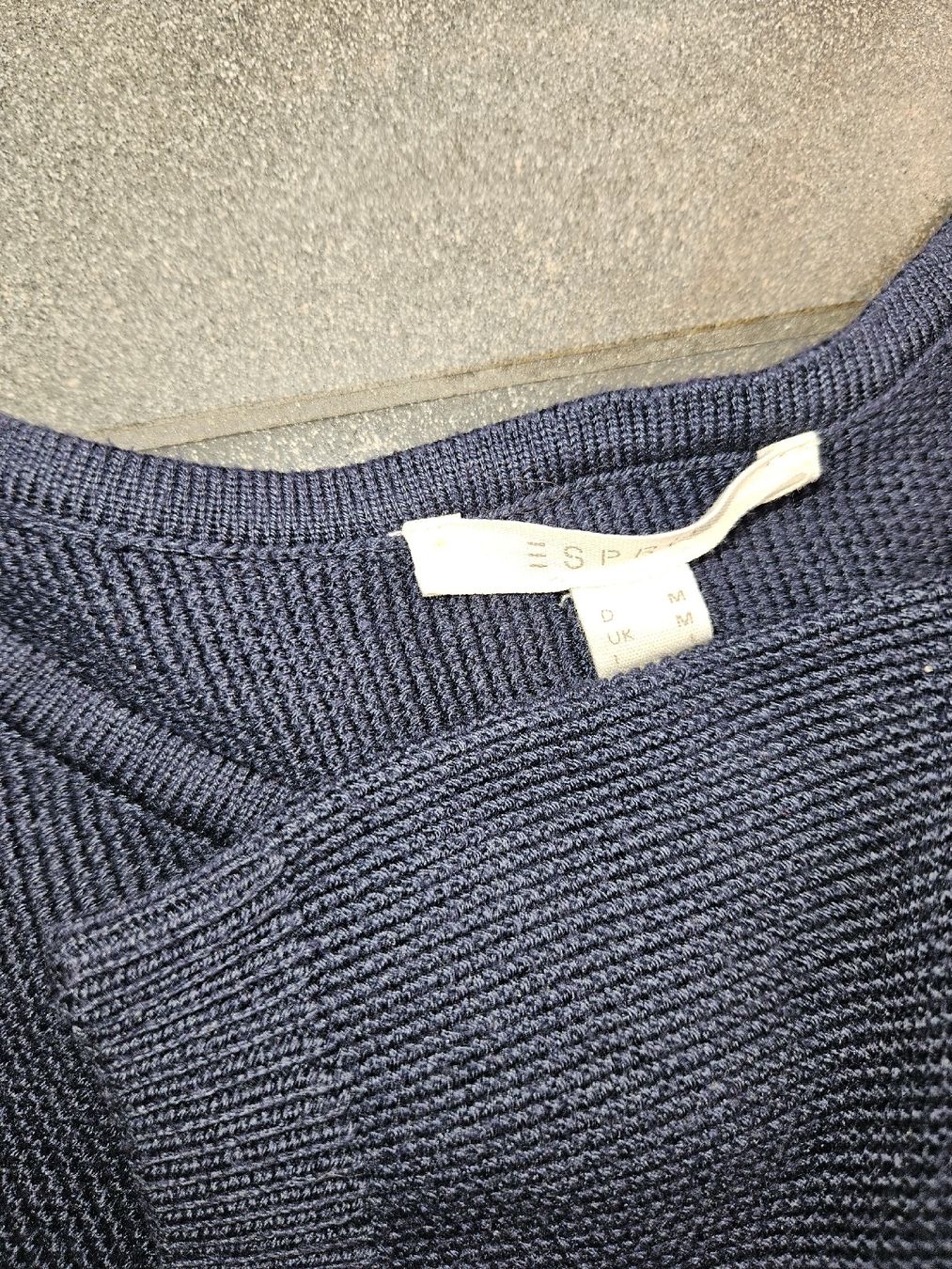 Esprit Pullover & Sweatshirts: Esprit Pullover dunkelblau Grösse M  – Neu (gemäss Beschreibung) aus Anwil von nomolnoi 3