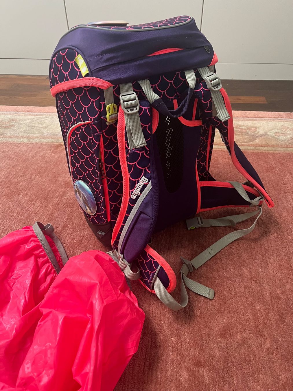 Ergobag Kindertaschen: Ergobag Pack Schulrucksack, Top Zustand, wie neu! – Gebraucht aus Adliswil von Berolas 1