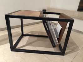 Beistelltisch Metall Leder Holz Magazinhalter guter Zustand
