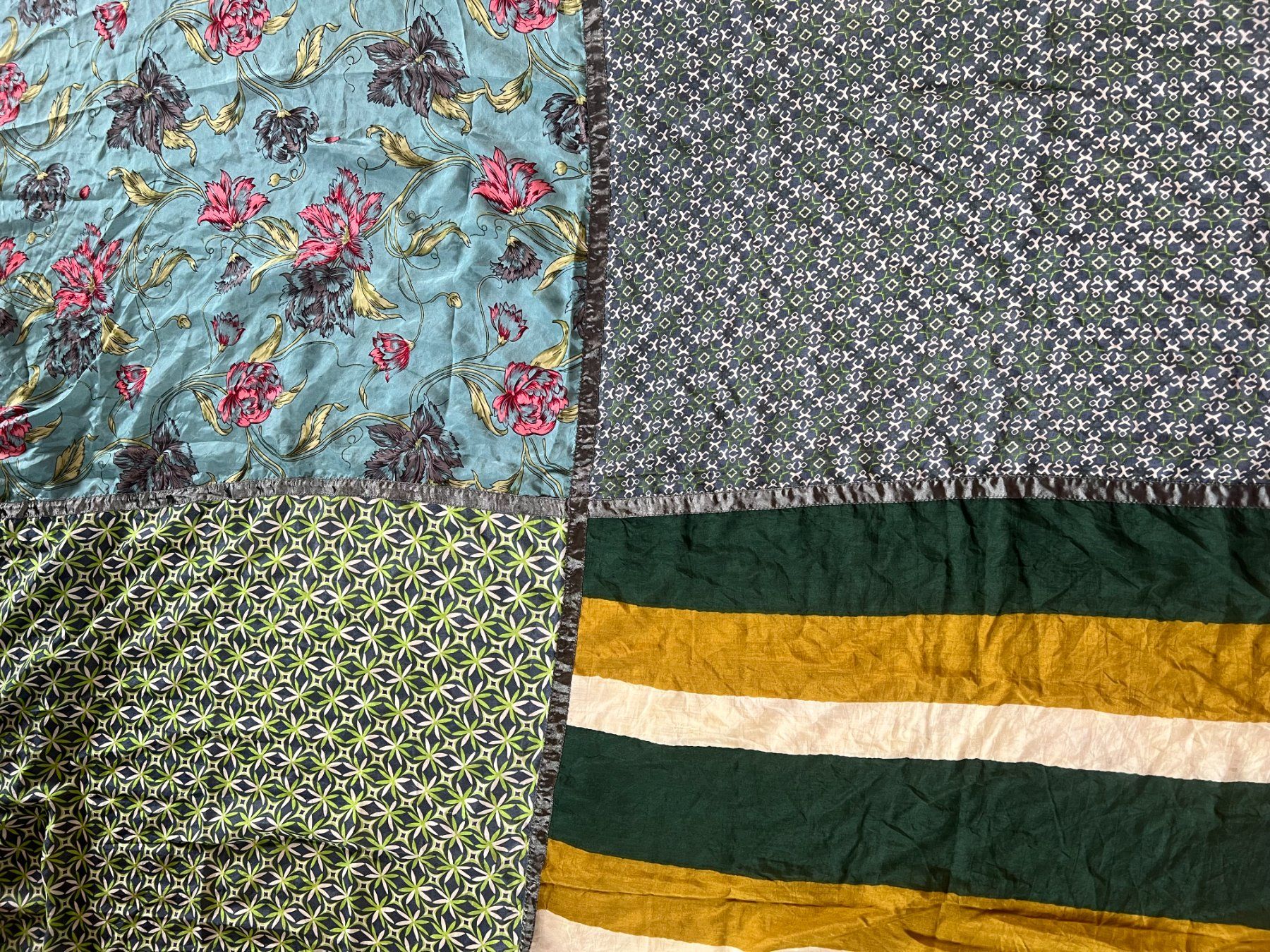 Foulards & écharpes: ahmaddi Seidenschal, Schal – D'occasion à Worb par farben20zauber 2
