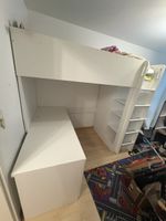 Hochbett IKEA, Smastad weiss mit Schreibtisch und Schubladen