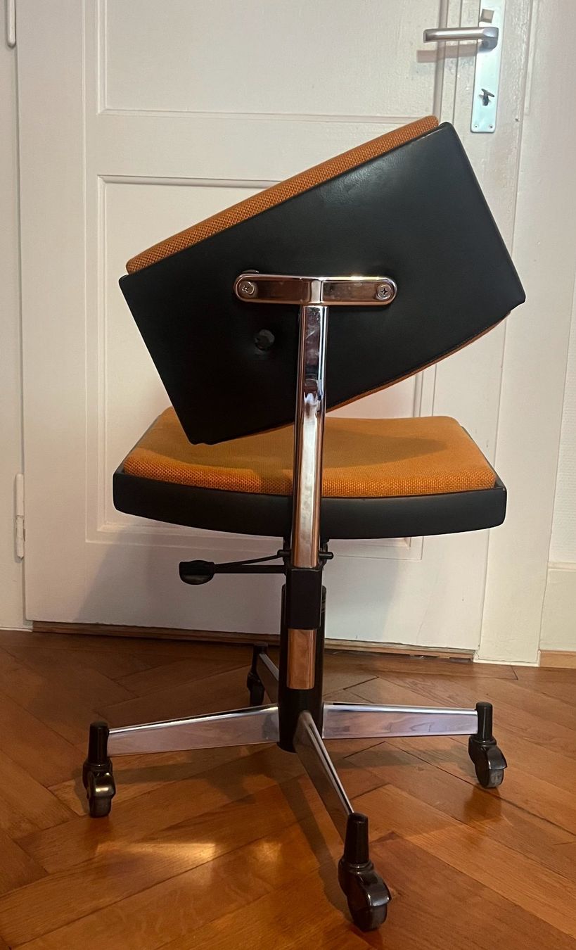 Sedie: Chaise de bureau vintage – Usato da Lausanne venduto da martha_ 2
