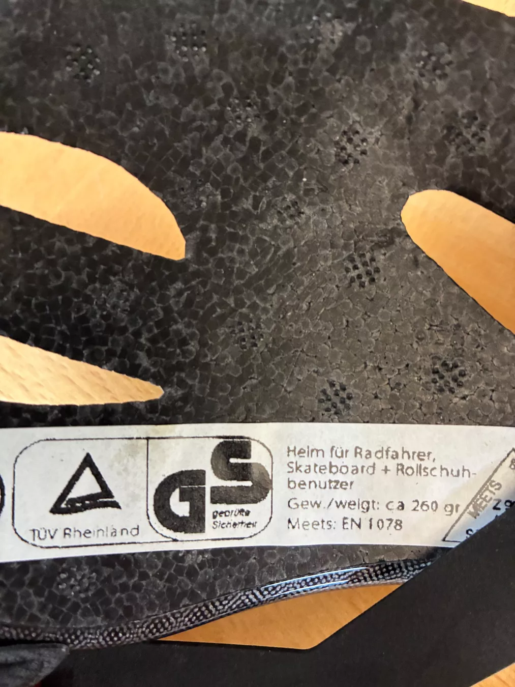 Caschi: Alpina Helm – Usato da Fribourg venduto da waves55 5