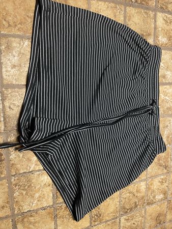 Pantaloncini -vita alta👌tgM/L👌per feste e vacanze