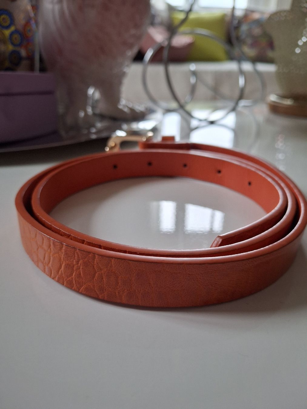 Cinture: Ceinture orange sneakers effect vegan – Usato da Lausanne venduto da Cognitia 1